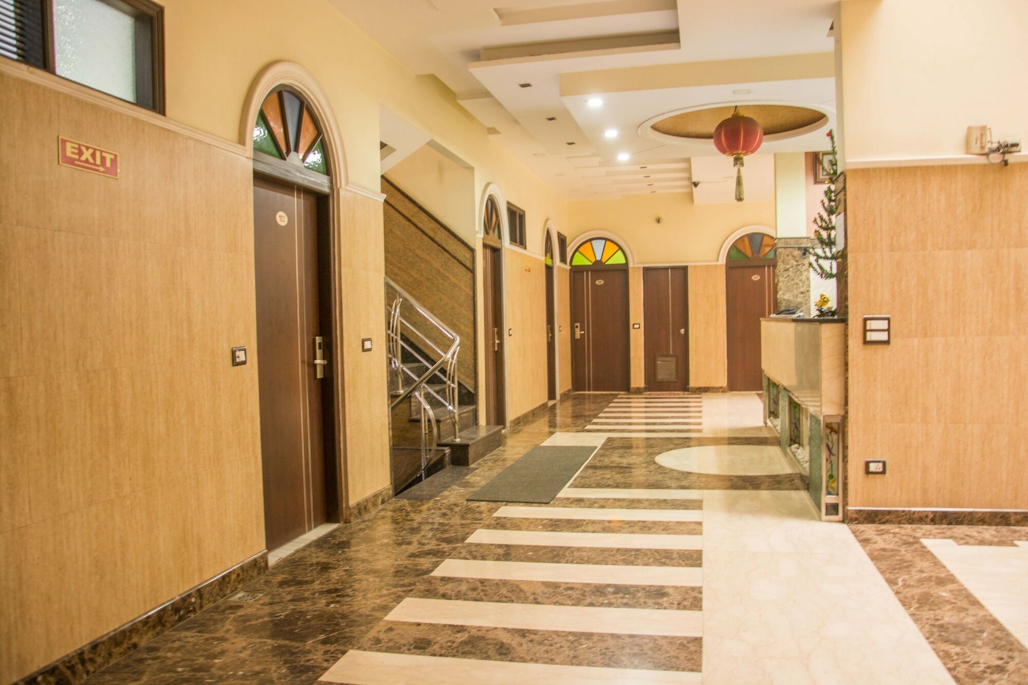 Hotel Wall City New Delhi Exterior photo
